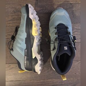 Salomon X Ultra 4 W Shoes - light blue and dark blue with Yellow Accents